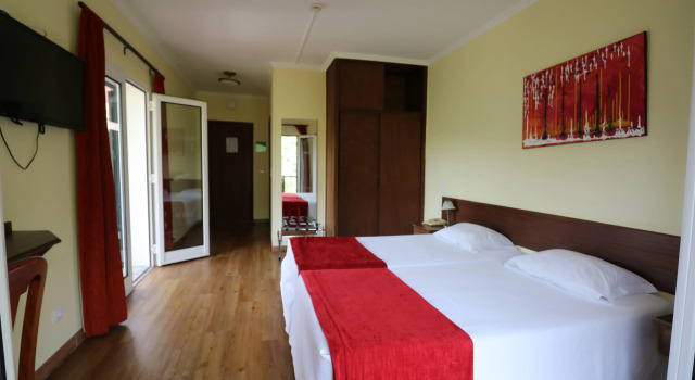 Valley View Hotel Encumeada, Buchen Sie Hotel Ribeira Brava Madeira