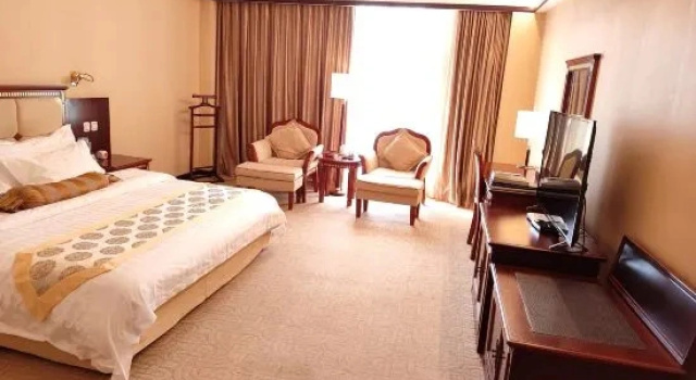 Номер Superior Mangshi Hotel