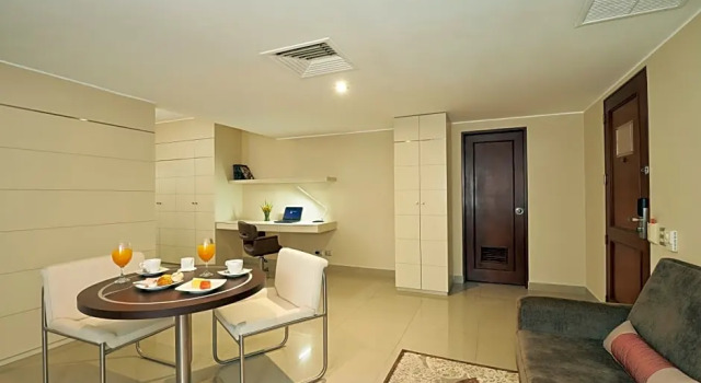 Номер Deluxe Sol de Oro Hotel & Suites