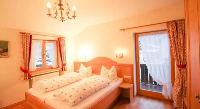 Коттедж Apartments- und Ferienhaus Anton