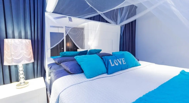 Elements 223 2 Bedroom Condo by Redawning, Забронировать Отель Отели Плая-дель-Кармен с парковкой, рядом с Пляжный клуб Mamitas, Парковка