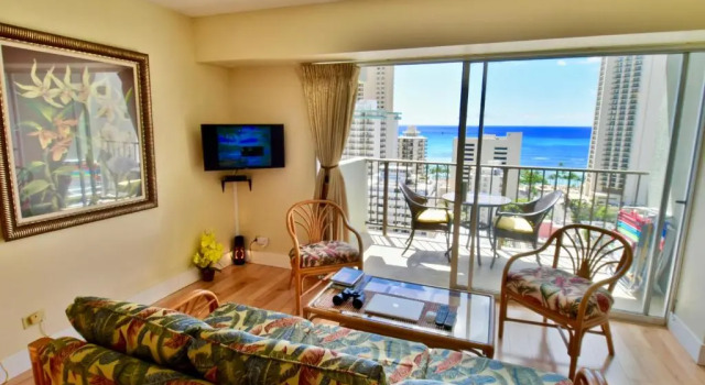 Апартаменты с видом на море Jennys Pineapple Cottage