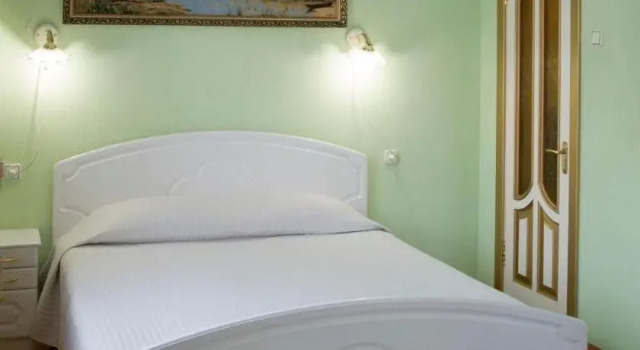 Hotel Ukraina Lux, Prenota Hotel Poltava Poltava