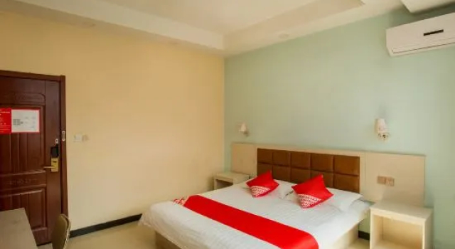 Двухместный номер Standard Caoxian Lijing Business Hotel