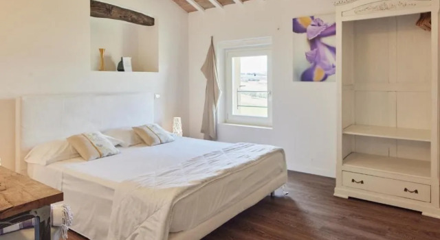 Borgo della Spiga, Varaa Hotelli Cingoli 