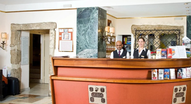 Hotel Royal