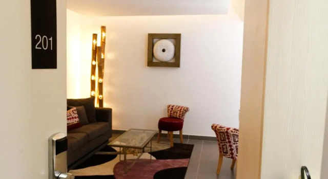 Полулюкс с видом на сад ONOMO Hotel Lomé