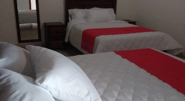 HOTEL CASA DLINA CENTRO, Забронировать Отель Сан-Кристобаль-де-лас-Касас Чьяпас, рядом с Central Plaza &amp; Park