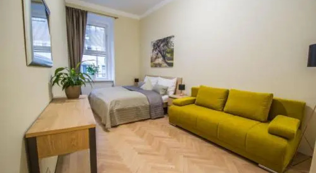 Ruterra Apt with Sauna and Billiards, Забронировать Отель Отели Праги с парковкой, рядом с Намести Миру, Парковка
