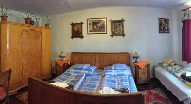 Pataky Borporta, Book Hotel Tarcal 