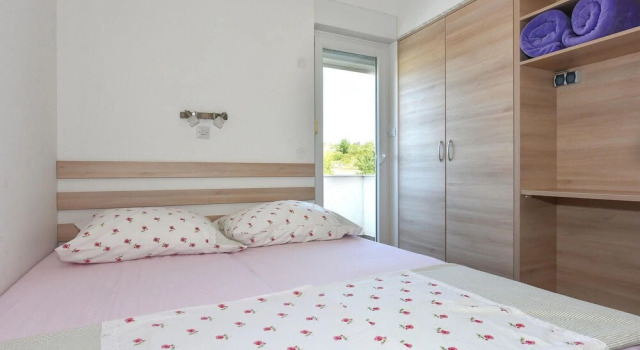 Beautiful Home in Rogoznica with Outdoor Swimming Pool, Hot Tub & 8 Bedrooms