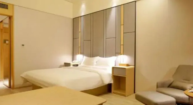 Ji Hotel Suzhou Guanqian Street Branch, Prenota Hotel Suzhou (Jiangsu) Cina, vicino a Xuanmiao Taoist Temple