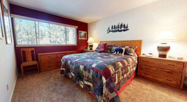 La Residence - Shared Pool, Hot Tub & More!