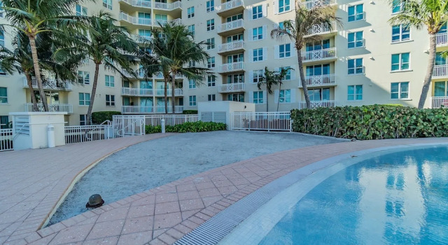 Номер Standard c 1 комнатой с балконом Casa Costa 405n 1 Bedroom, Pools, Jacuzzi, Beach, Shops & Dog Friendly