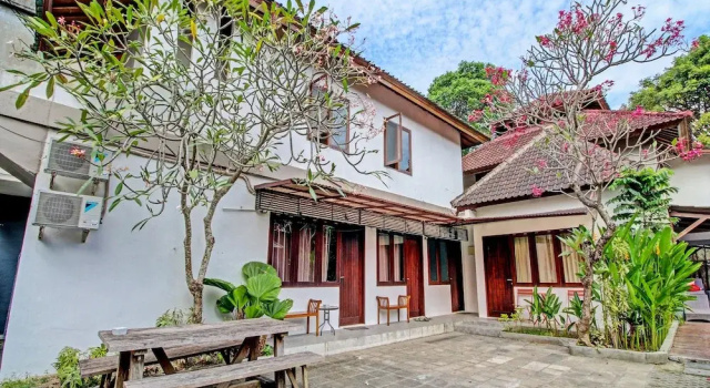 Sunny Side Seminyak