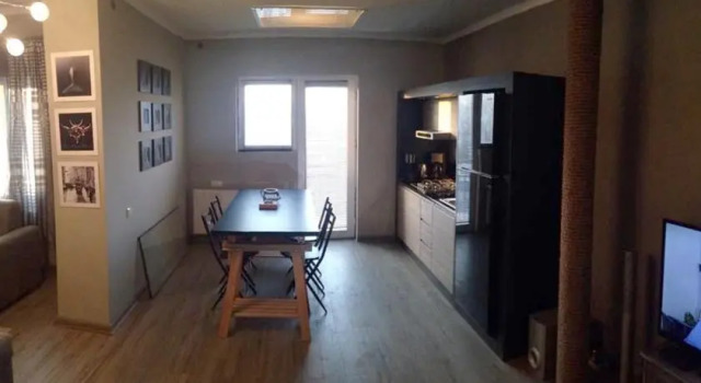 Penthouse Apt On Giorgi Mirotadze, Забронировать Апартаменты/квартира Апартаменты Тбилиси, рядом с Тбилисский цирк, Апартаменты/квартира