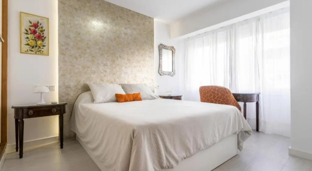 Livemálaga Malagueta, Забронировать Апартаменты/квартира Малага - центр Малага, рядом с Sanctuary of the Nazarene