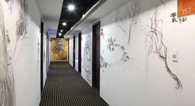 Двухместный номер Superior In One City Inn