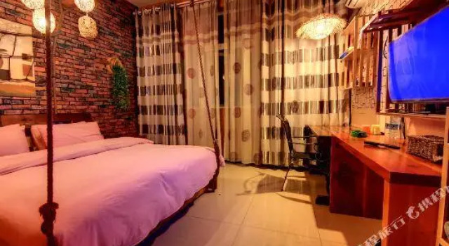 Люкс Kuanzhai Xiangzi Holiday Hotel