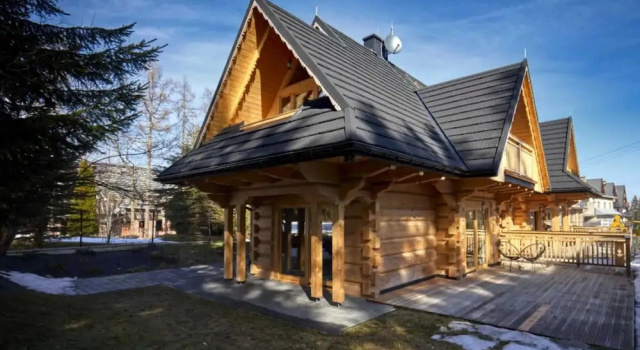 Highlander-style Holiday Villa, Book Villa Hoteller i Lillepolen med parkering, Parkering