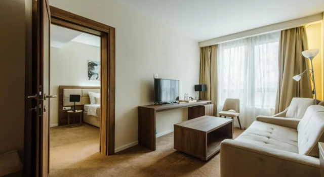 Апартаменты Hotel Nais