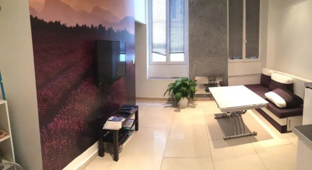 Appartements Design Marseille Capucins, Забронировать Бутик-отель Бутик-отели Марселя, рядом с Станция Марсель-Сен-Шарль, Бутик-отель