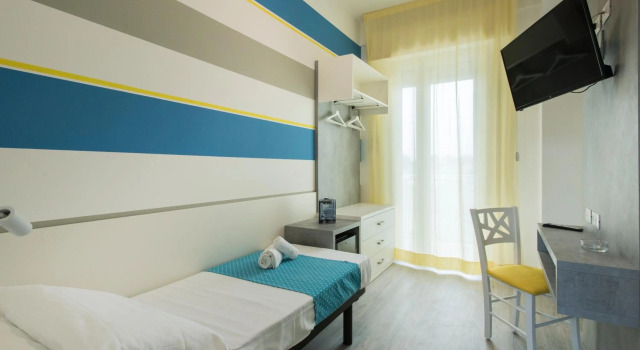 Majorca, Rezervovat Hotel Gabicce Mare 