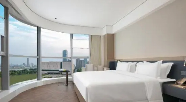 Люкс Yuejiang Holiday Hotel