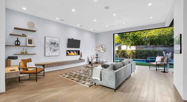 LA Villa by Avantstay Walk to The Grove LA, Забронировать Вилла Отели Лос-Анджелеса с бассейном, рядом с Urban Light, Бассейн