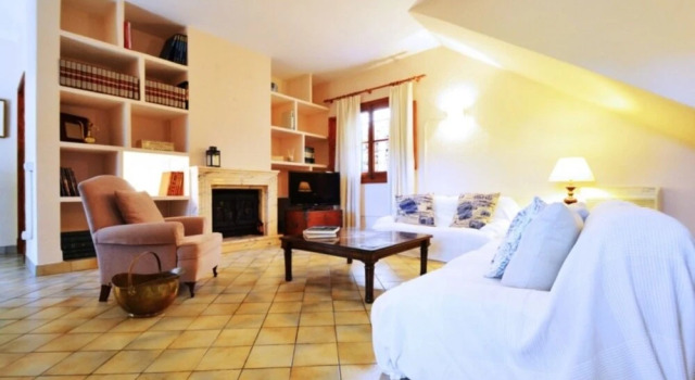 102629 -  Villa in Esporles, Book Villa  