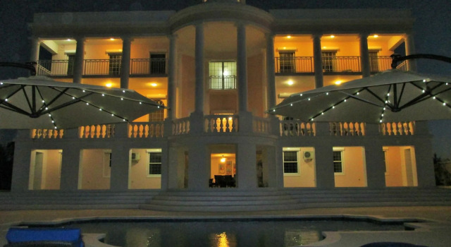 Ocean West Boutique Hotel