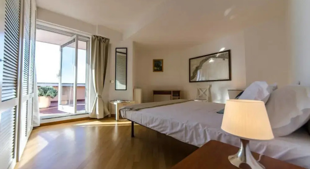 ALTIDO marvellous Penthouse in Rapallo, Забронировать Отель Отели Рапалло с парковкой, Парковка