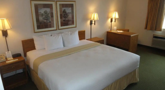 Двухместный номер Standard Days Inn by Wyndham Rapid City