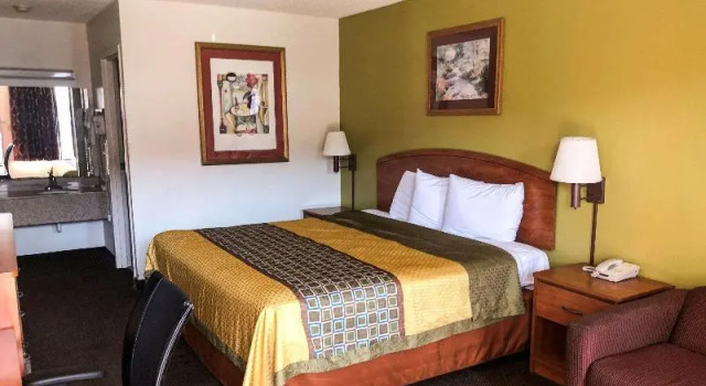 Econo Lodge, Buchen Sie Hotel Hotels in New England mit Frühstück, Frühstück