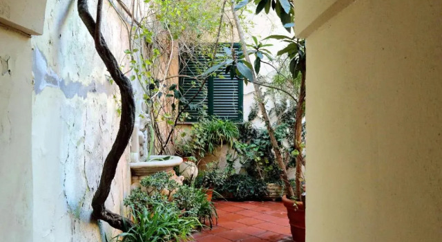 Апартаменты Characteristic apartment just beside the Vatican