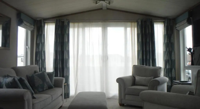 4 Berth Luxury Mini Lodge