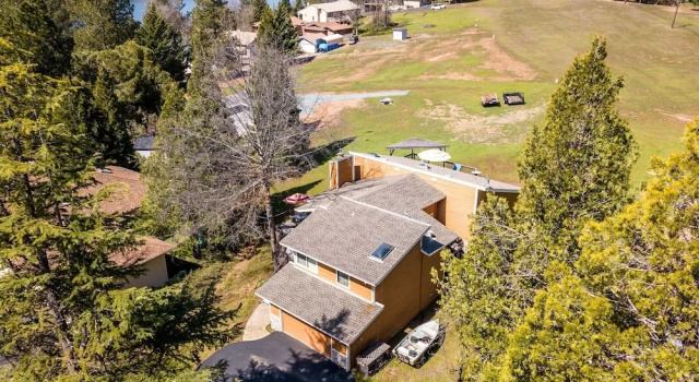 Коттедж Kathy'S Korner - Pet Friendy With Large Deck! 3 Bedroom Home