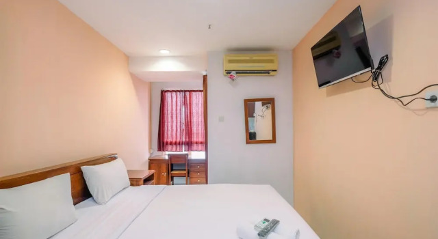 Classic And Cozy Studio At Cinere Bellevue Suites Apartment