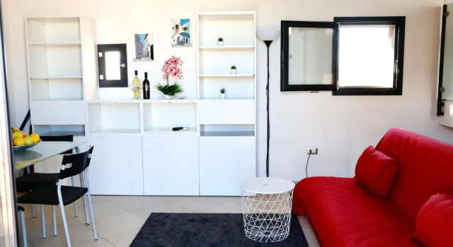 Коттедж c 1 комнатой San Vito Apartment