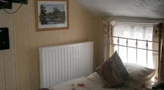 Guesthouse The Royale Hotel, Забронировать Отель Блэкпул Ланкашир, рядом с Blackpool North Train Station