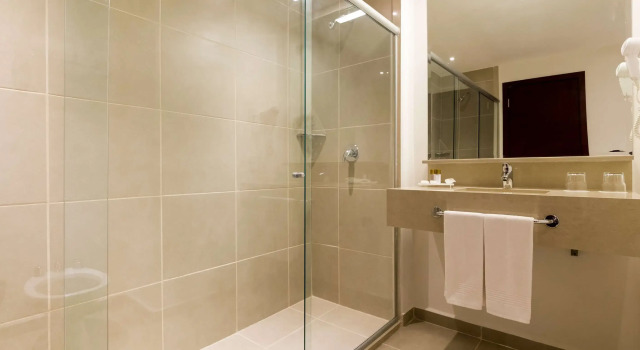Трёхместный номер Superior Tulip Inn Campos dos Goytacazes