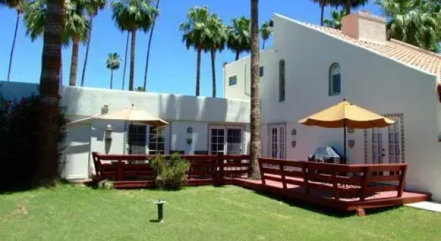 Maricopa Manor B&B Inn, Забронировать Отель Альгамбра Финикс, рядом с The Newton