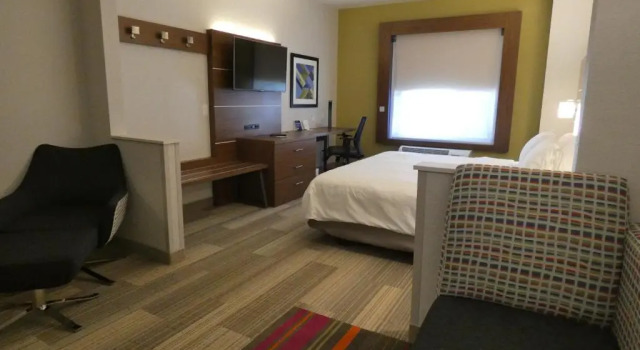 Люкс Holiday Inn Express Hotel & Suites Limon I-70 by IHG