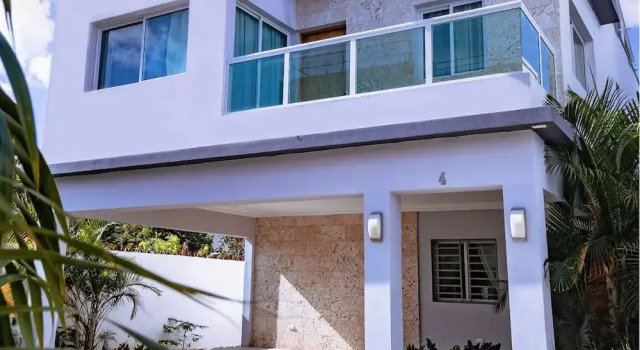 Luxury Rooftop Pool private secure Villa, Забронировать Вилла Отели Ла-Романа с парковкой, Парковка