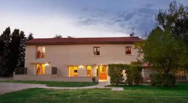 Revigora, Забронировать Отель Вьен Hills of the Rhône