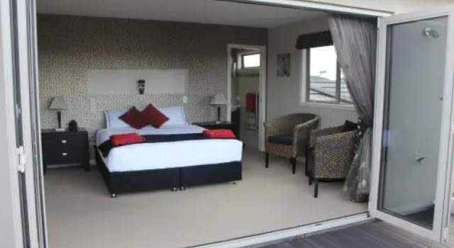 Beachlands Bed & Breakfast