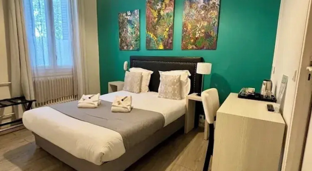 Двухместный номер Superior с балконом Régina Boutique Hotel