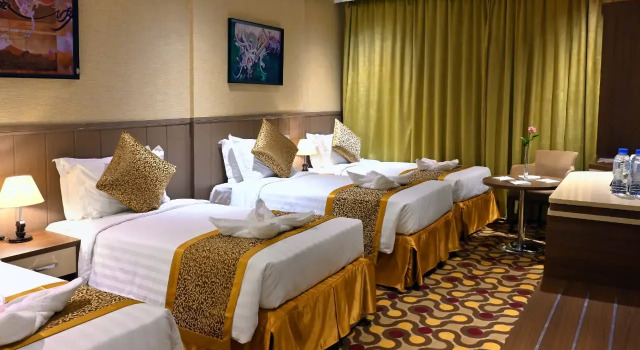 Четырёхместный номер Batoul Ajyad Hotel