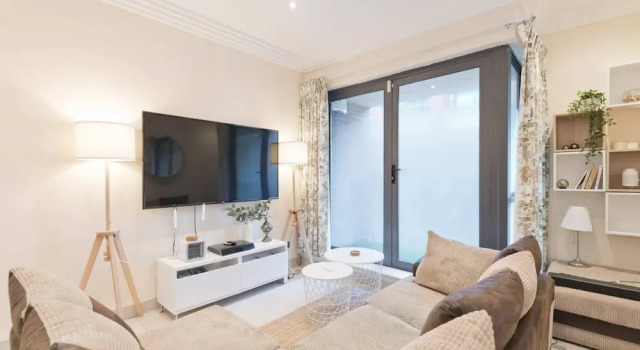 Апартаменты Captivating 2-bed Apartment in Dublin 1