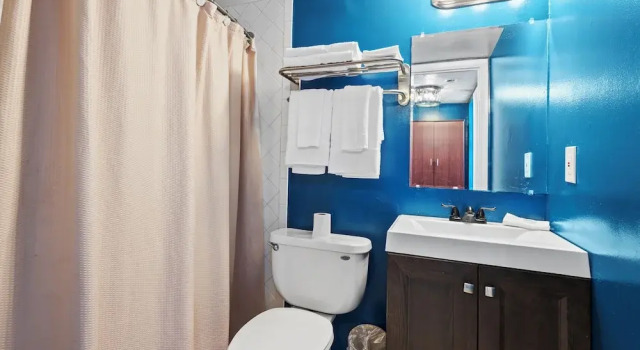 Студия Oceanfront Inn Room #18- Ocean View Balcony 2 Full Beds